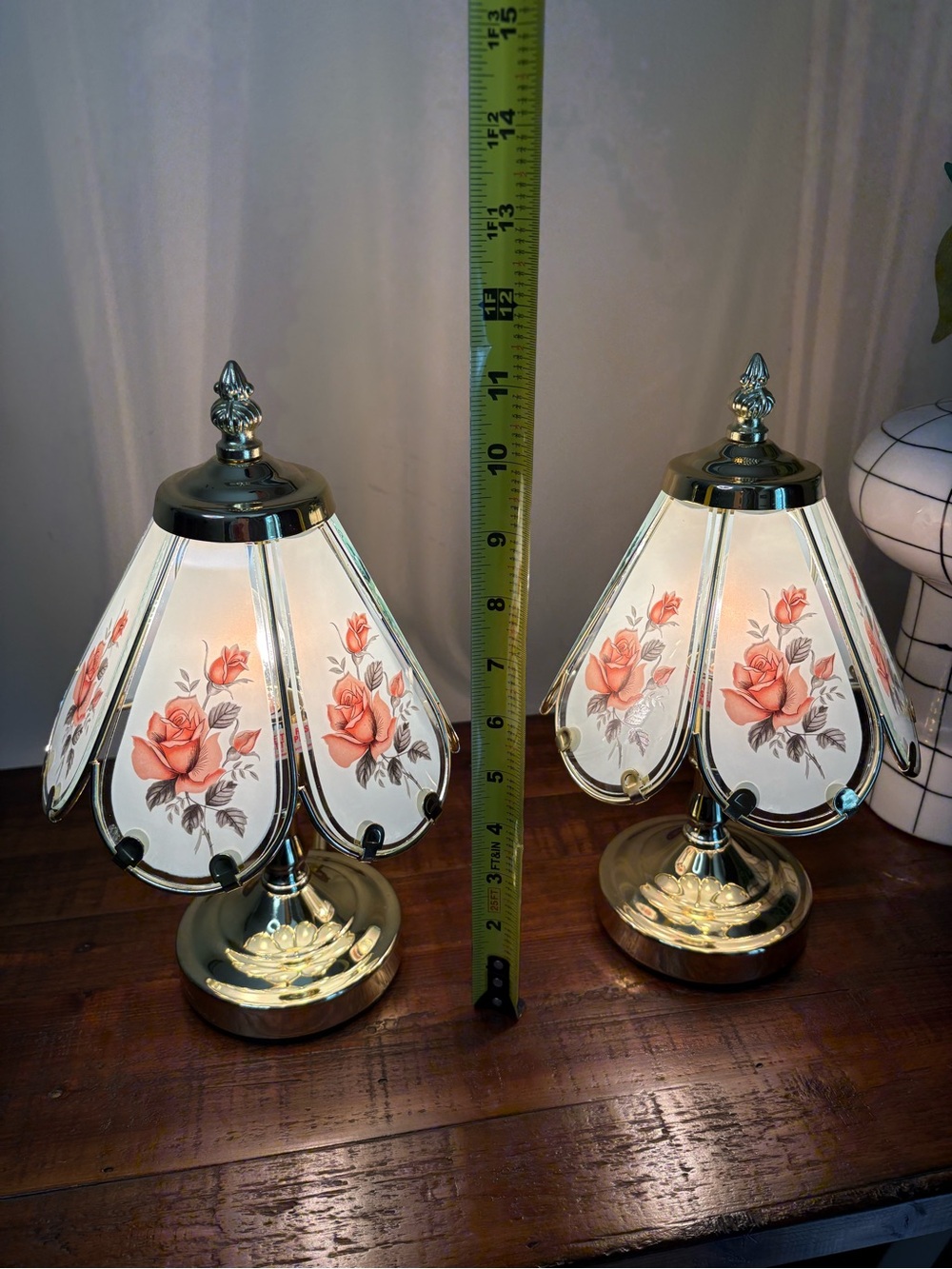 Pair Of Vintage Rose Floral Lamps 1980’s - Picture 7 of 7